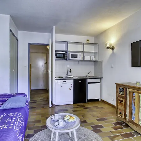 Daire Les Aigues Marines-69 By Interhome